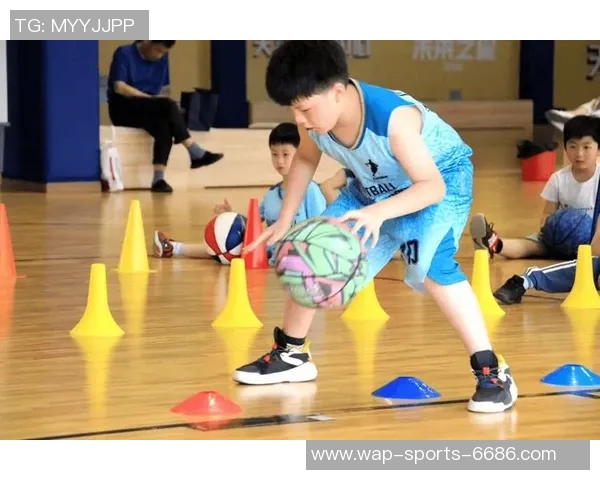 昆明星立篮球俱乐部携手青少年培养篮球人才助力体育梦想实现 昆明星立篮球俱乐部携手青少年培养篮球人才助力体育梦想实现